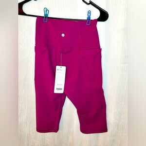 CRZ YOGA Women's Magenta Capris